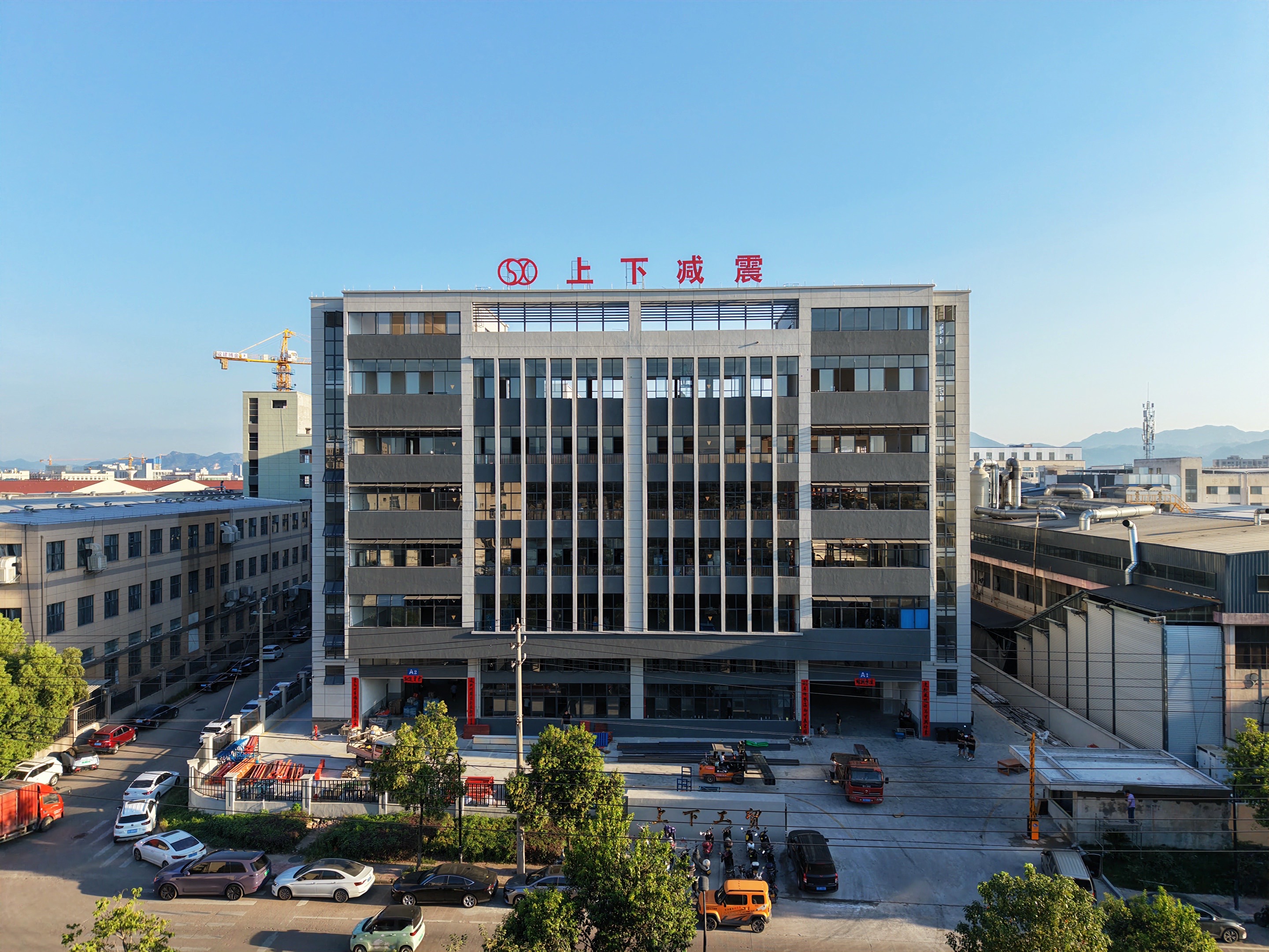 व्हिसा-मुक्त धोरणांतर्गत चिनी ब्रँड आणखी एक झेप घेतील का? पूर्व युरोपीय बाजारपेठ ताब्यात घेण्यासाठी आमची कंपनी कोर उत्पादने Motospring 2026 मध्ये घेऊन जाते